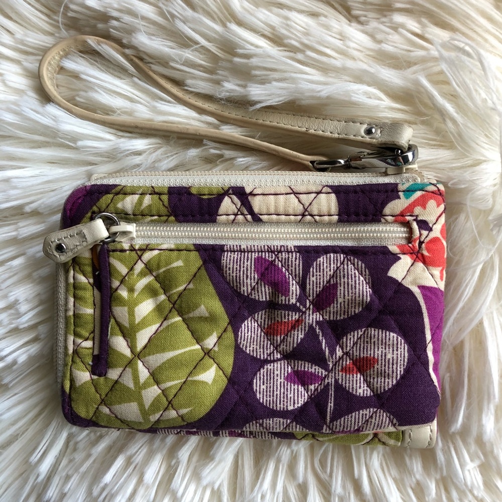 Vera Bradley •• W a l l e t •• - Picture 5 of 5